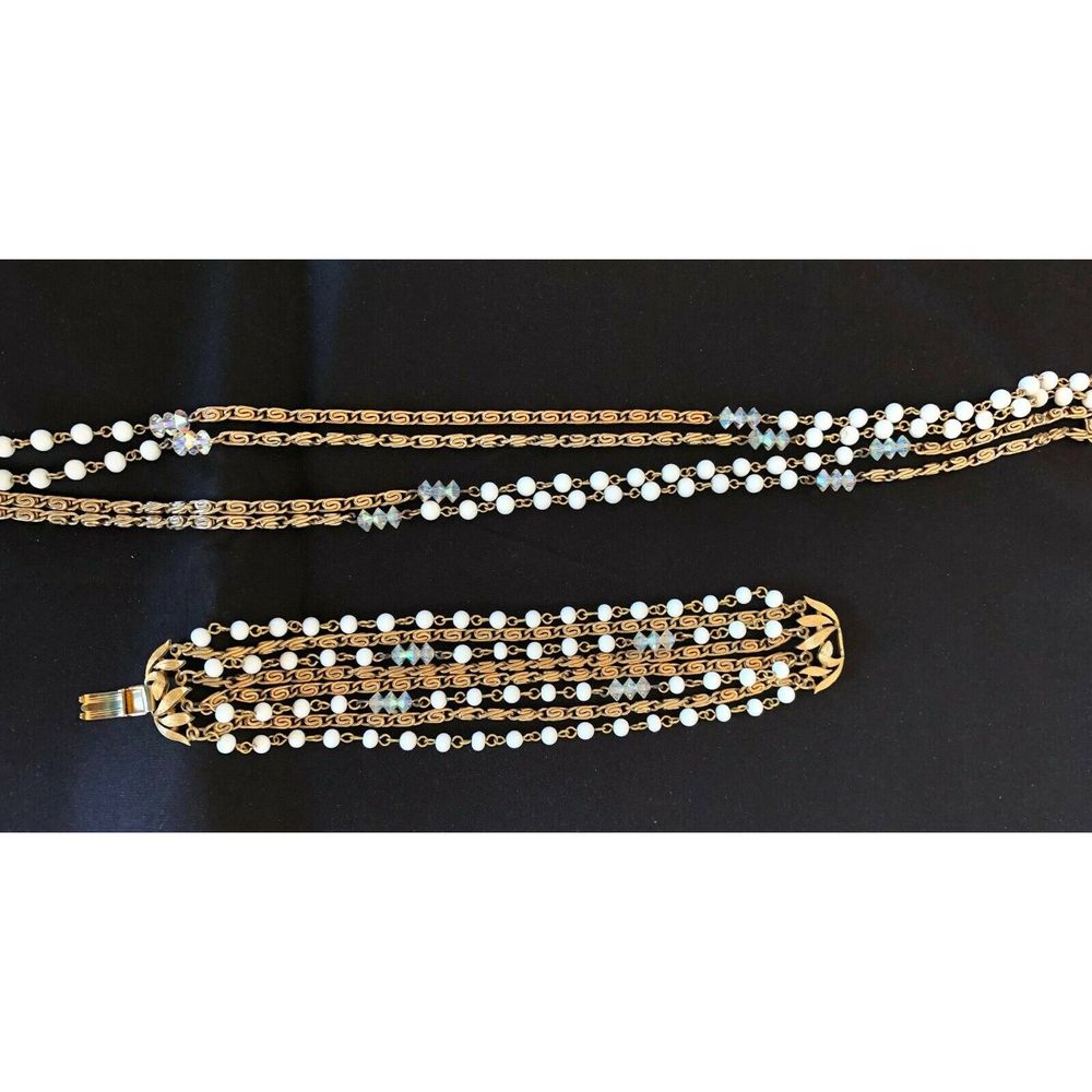 Vintage Lisner Necklace & Bracelet Set